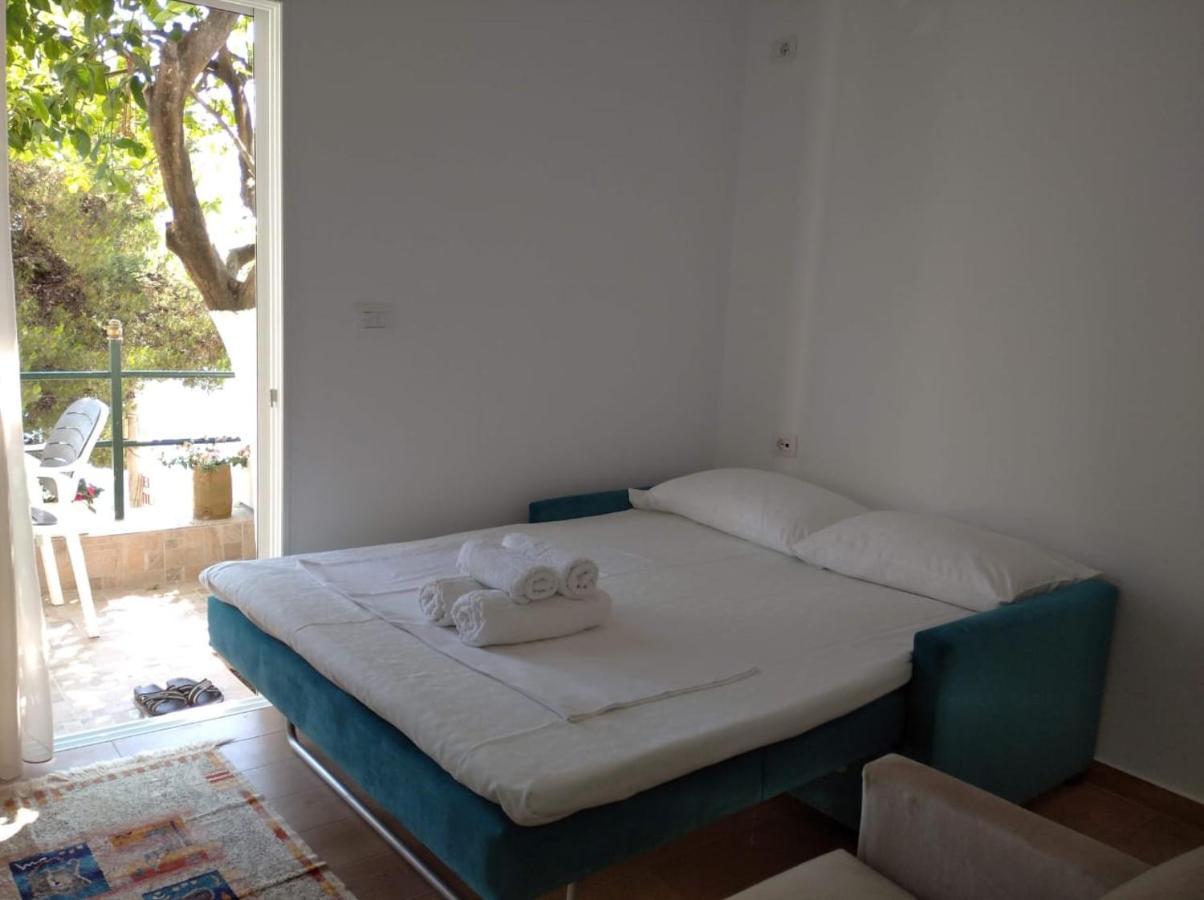 The Sun House Appartement Sarandë Buitenkant foto