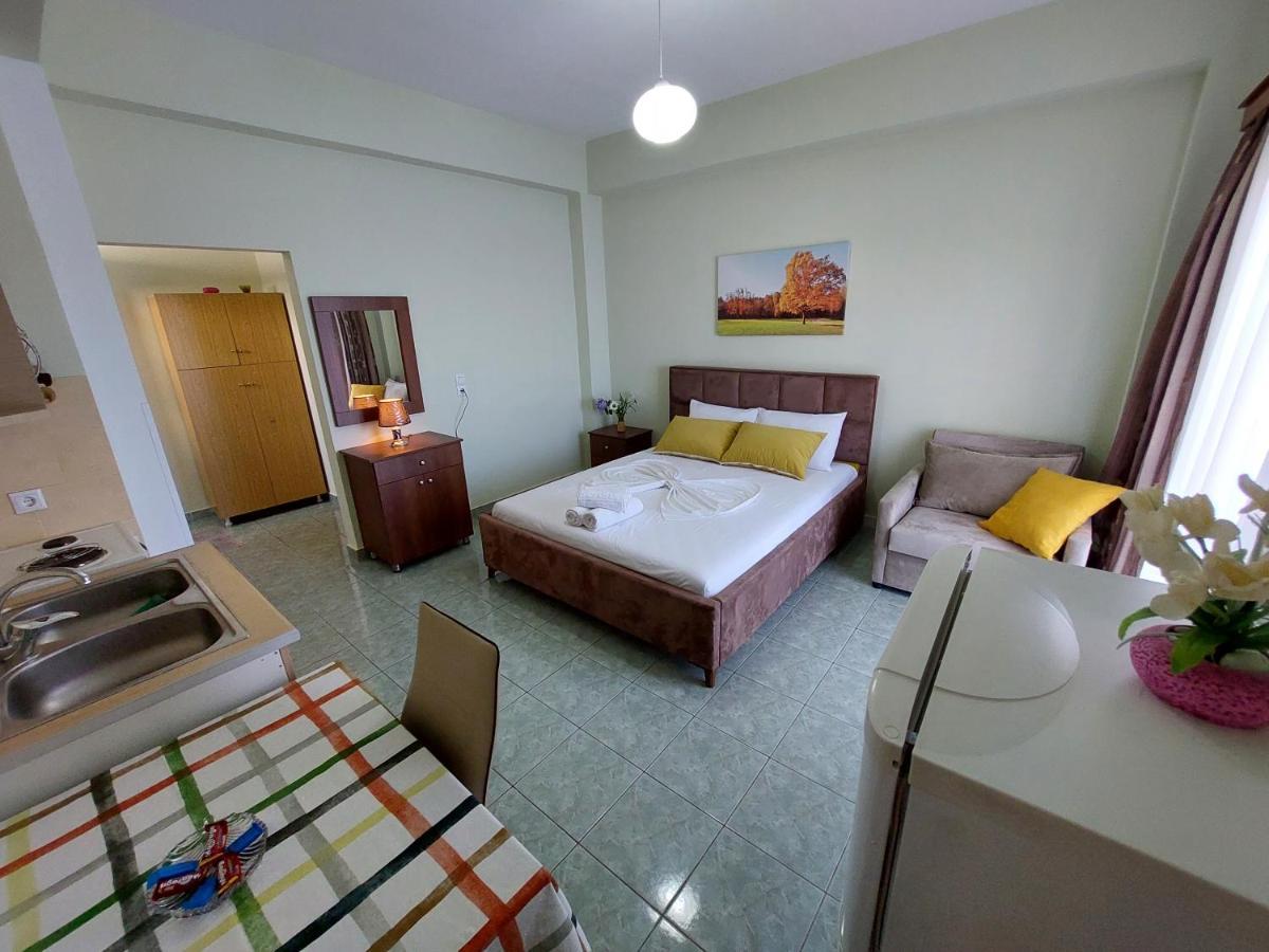 The Sun House Appartement Sarandë Buitenkant foto