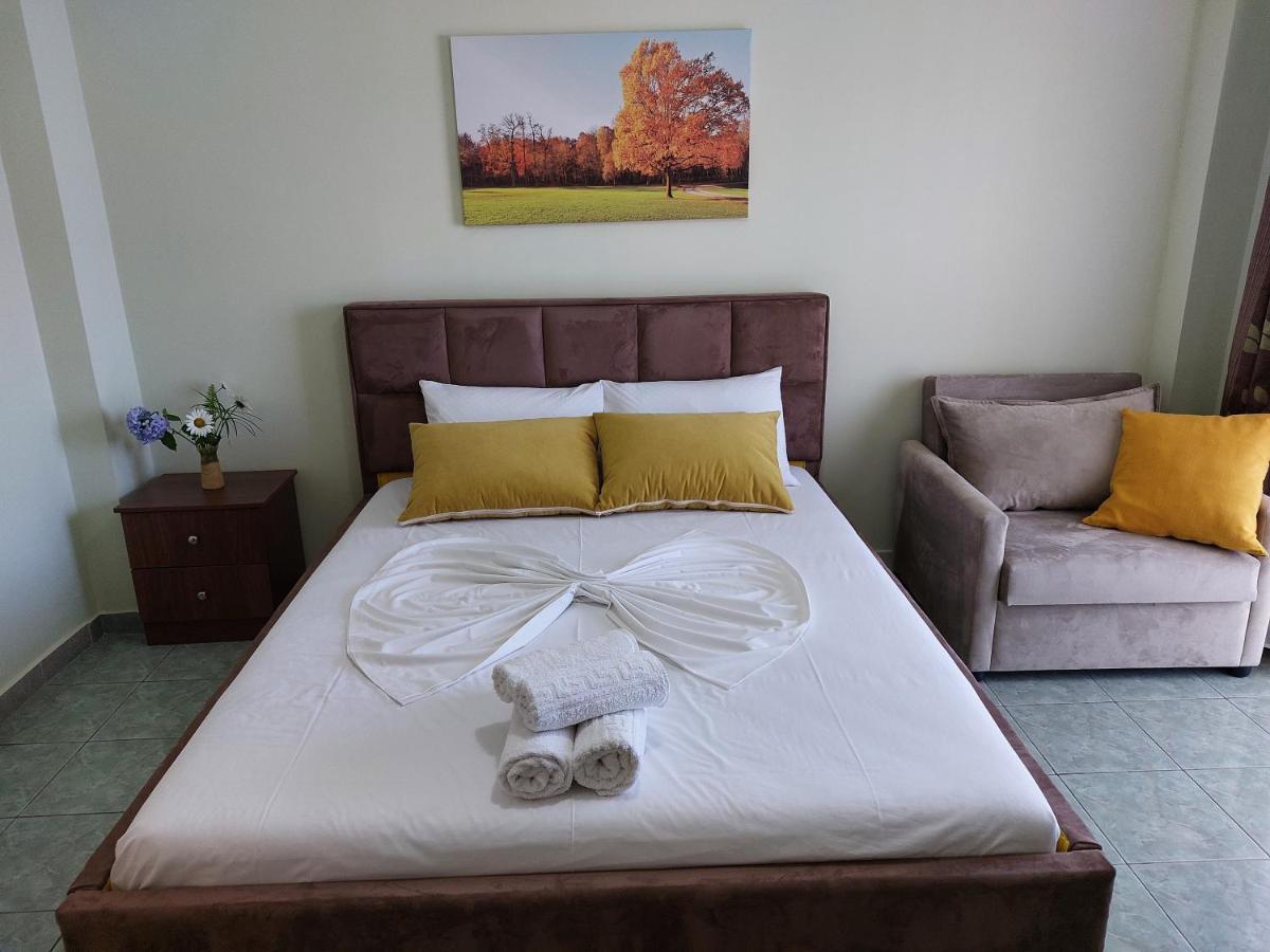 The Sun House Appartement Sarandë Buitenkant foto