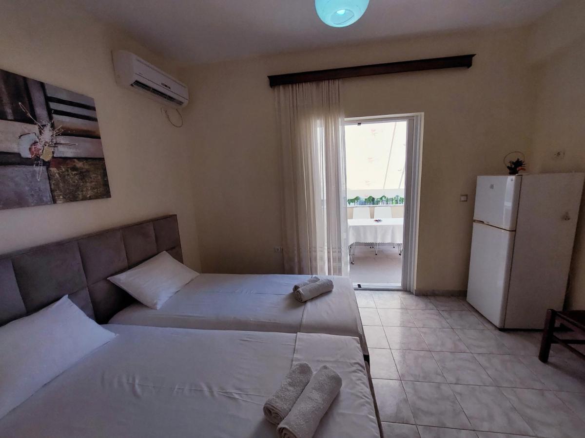 The Sun House Appartement Sarandë Buitenkant foto
