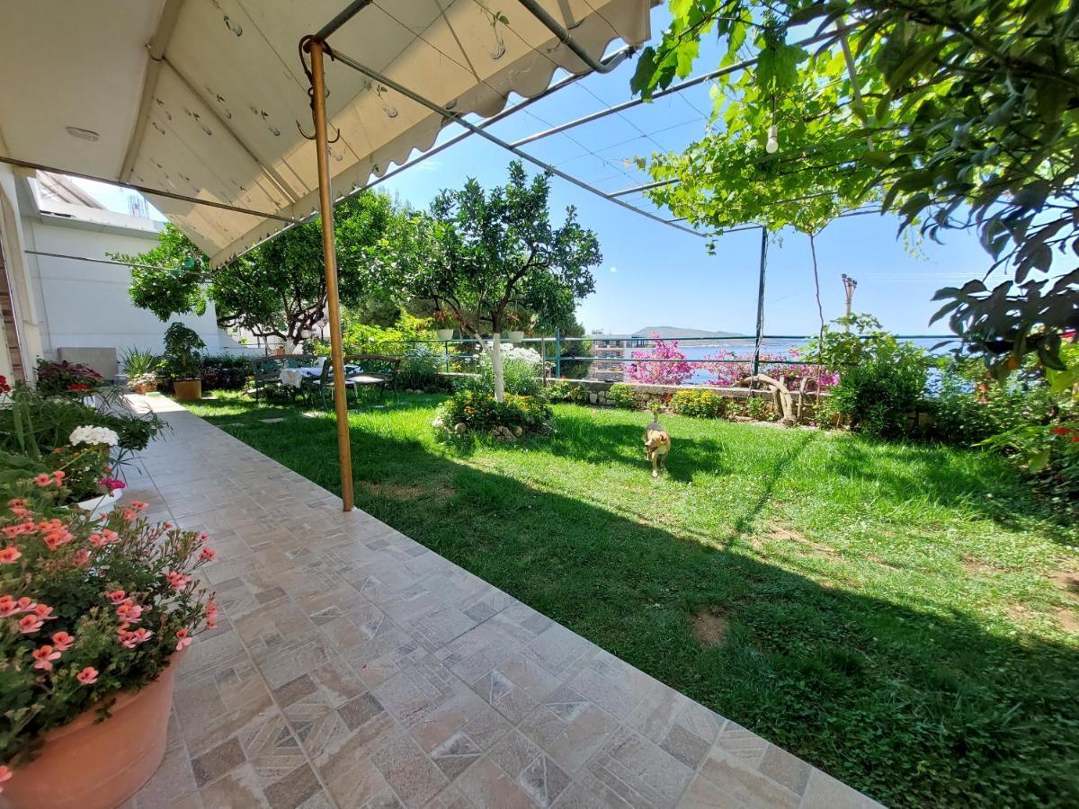 The Sun House Appartement Sarandë Buitenkant foto