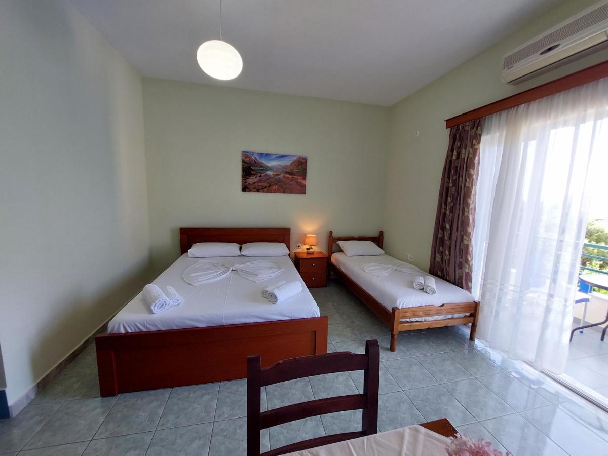 The Sun House Appartement Sarandë Buitenkant foto