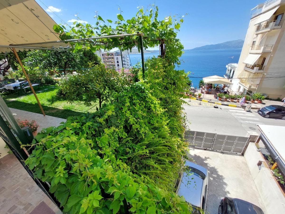 The Sun House Appartement Sarandë Buitenkant foto