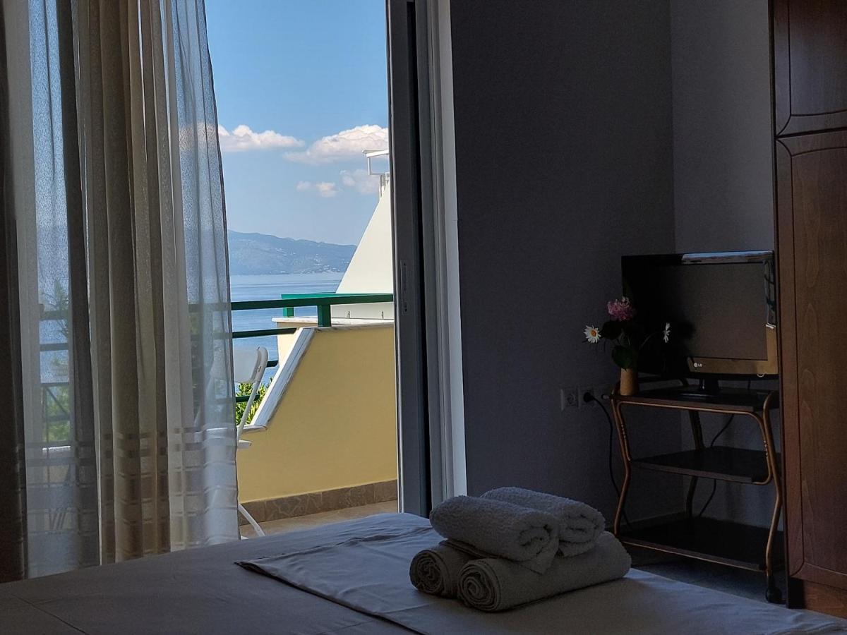 The Sun House Appartement Sarandë Buitenkant foto