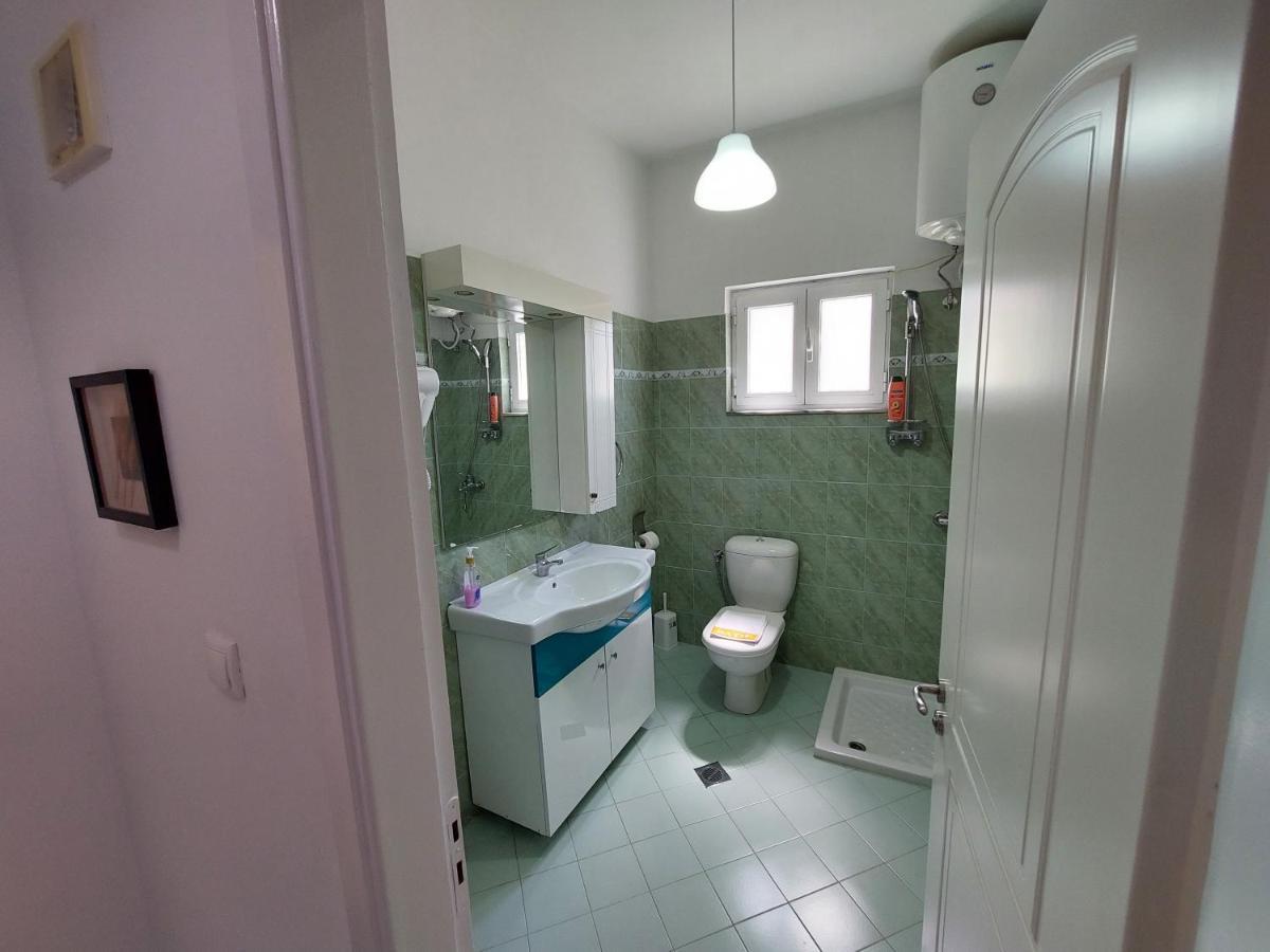 The Sun House Appartement Sarandë Buitenkant foto